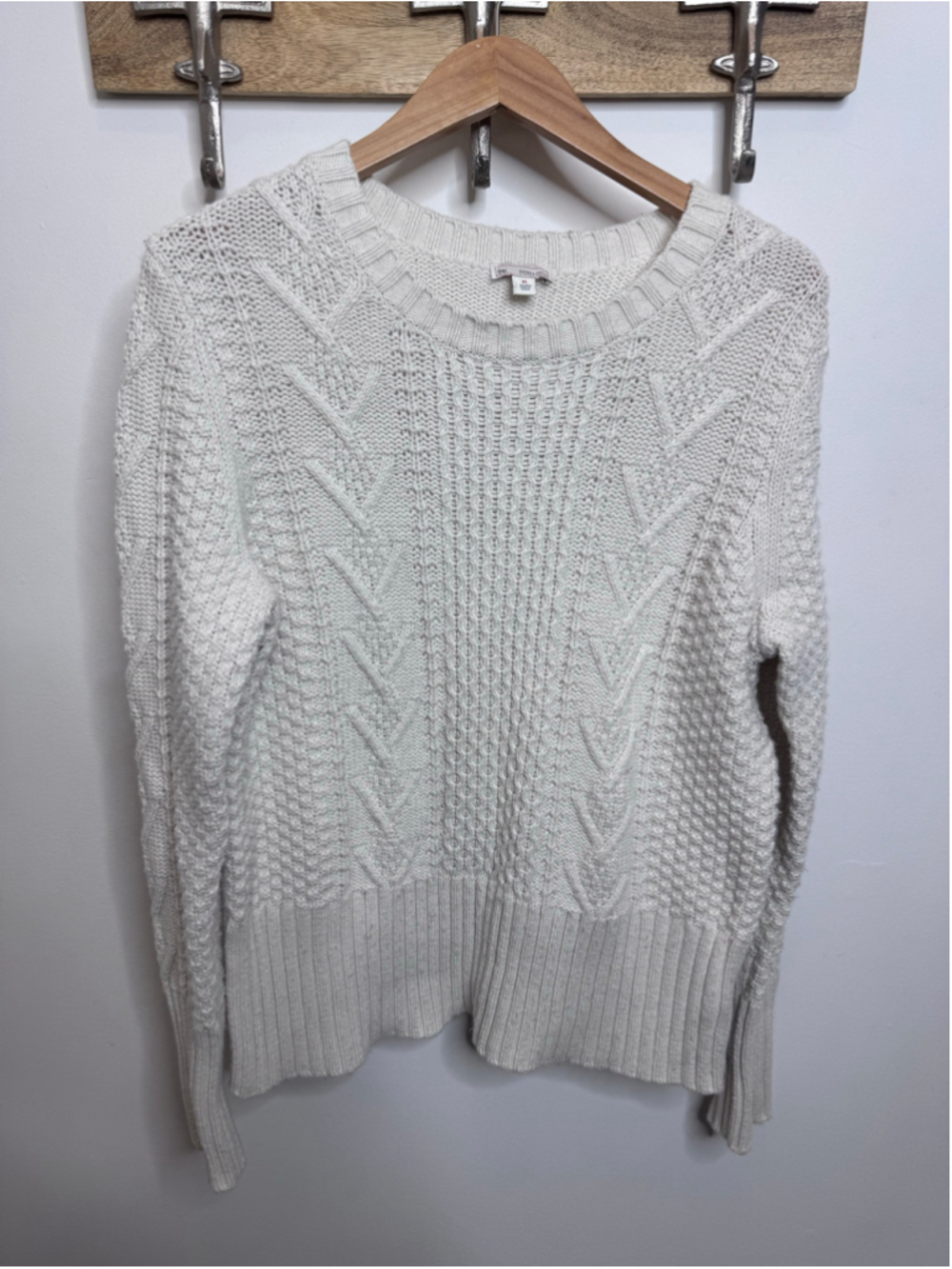 Women's Gap Cable Knit Crew Neck Sweater White XL